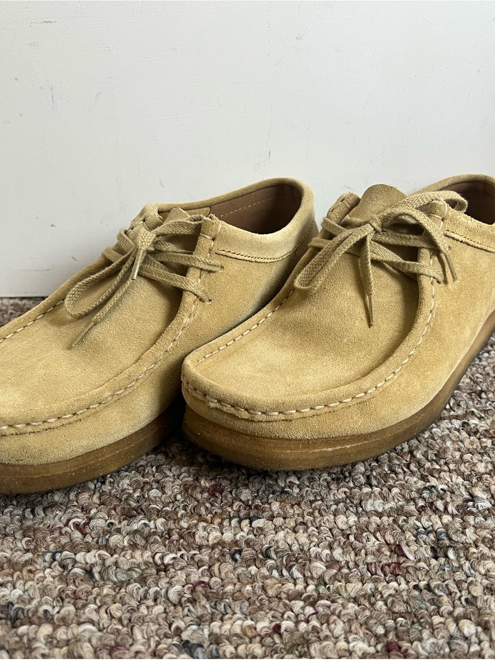 Clarks Wallabee Low Top